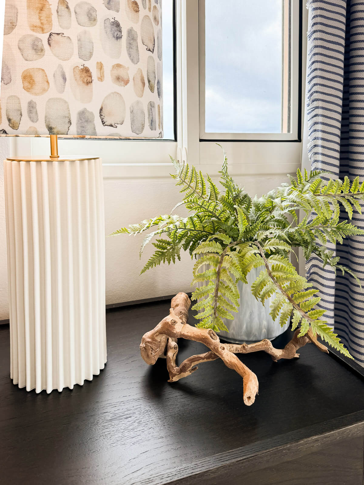 Water's Edge — balcony opening to the sea